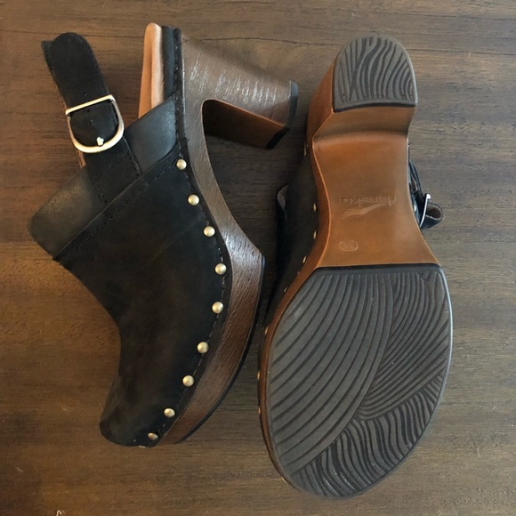 dansko delle clog